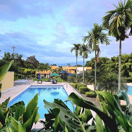 Apartamento Privado Vacacional A 5M Del Aeropuerto, 20 Minutos Del Parque Del Cafe Y Centro De Armenia Con 4 Piscinas, 3 Jacuzzi, Sauna By Molca Xperiences 2H Armênia Exterior foto