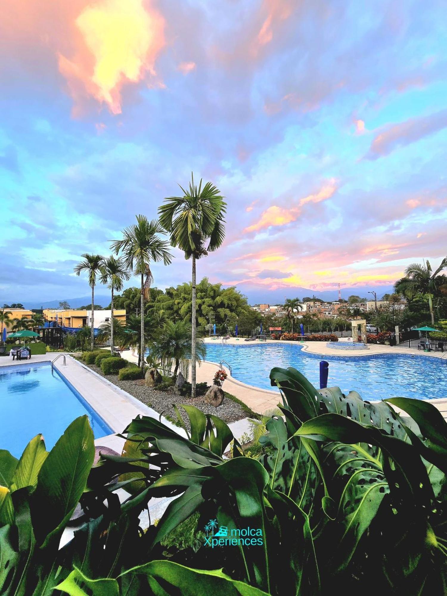 Apartamento Privado Vacacional A 5M Del Aeropuerto, 20 Minutos Del Parque Del Cafe Y Centro De Armenia Con 4 Piscinas, 3 Jacuzzi, Sauna By Molca Xperiences 2H Armênia Exterior foto