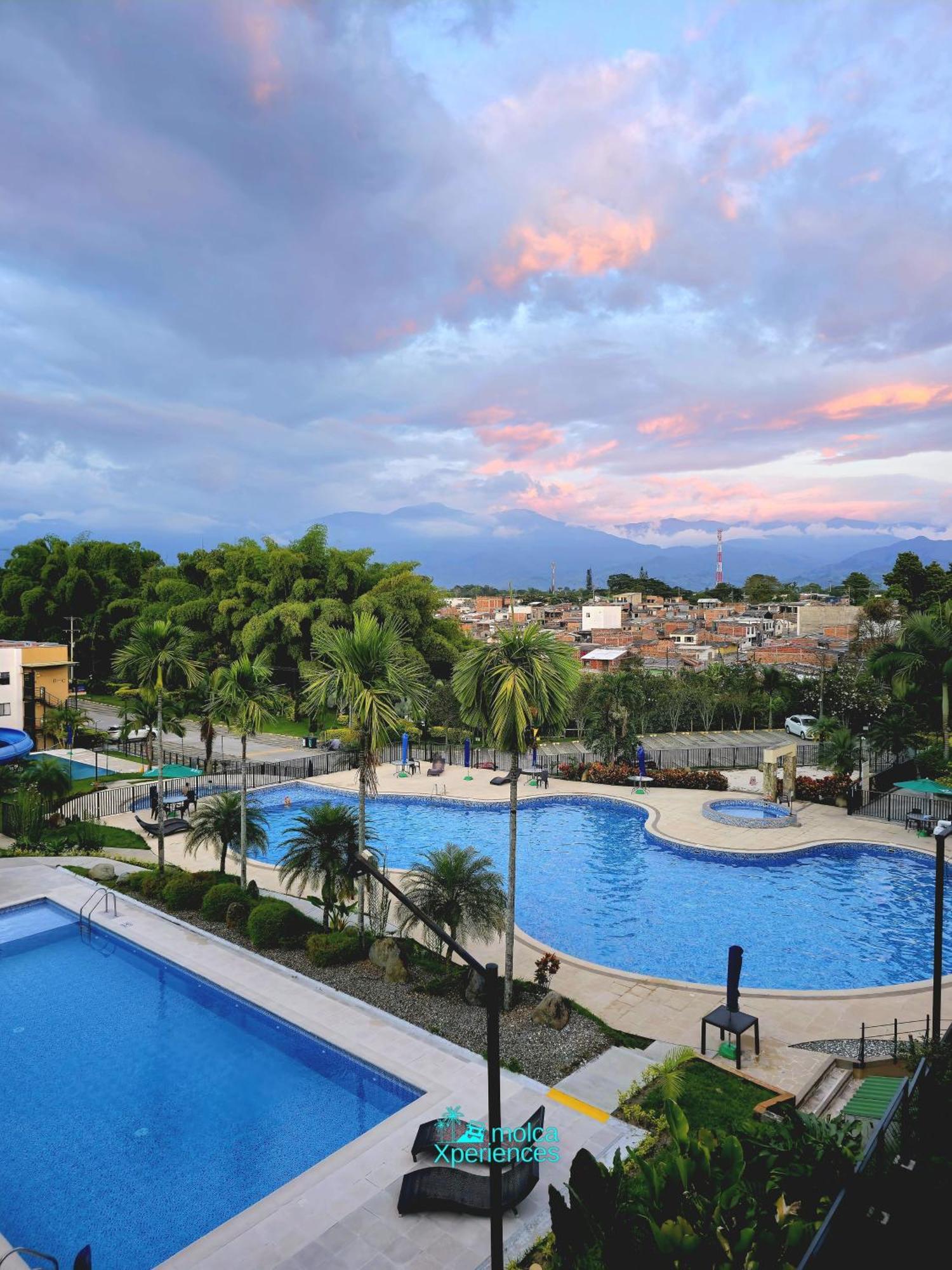 Apartamento Privado Vacacional A 5M Del Aeropuerto, 20 Minutos Del Parque Del Cafe Y Centro De Armenia Con 4 Piscinas, 3 Jacuzzi, Sauna By Molca Xperiences 2H Armênia Exterior foto